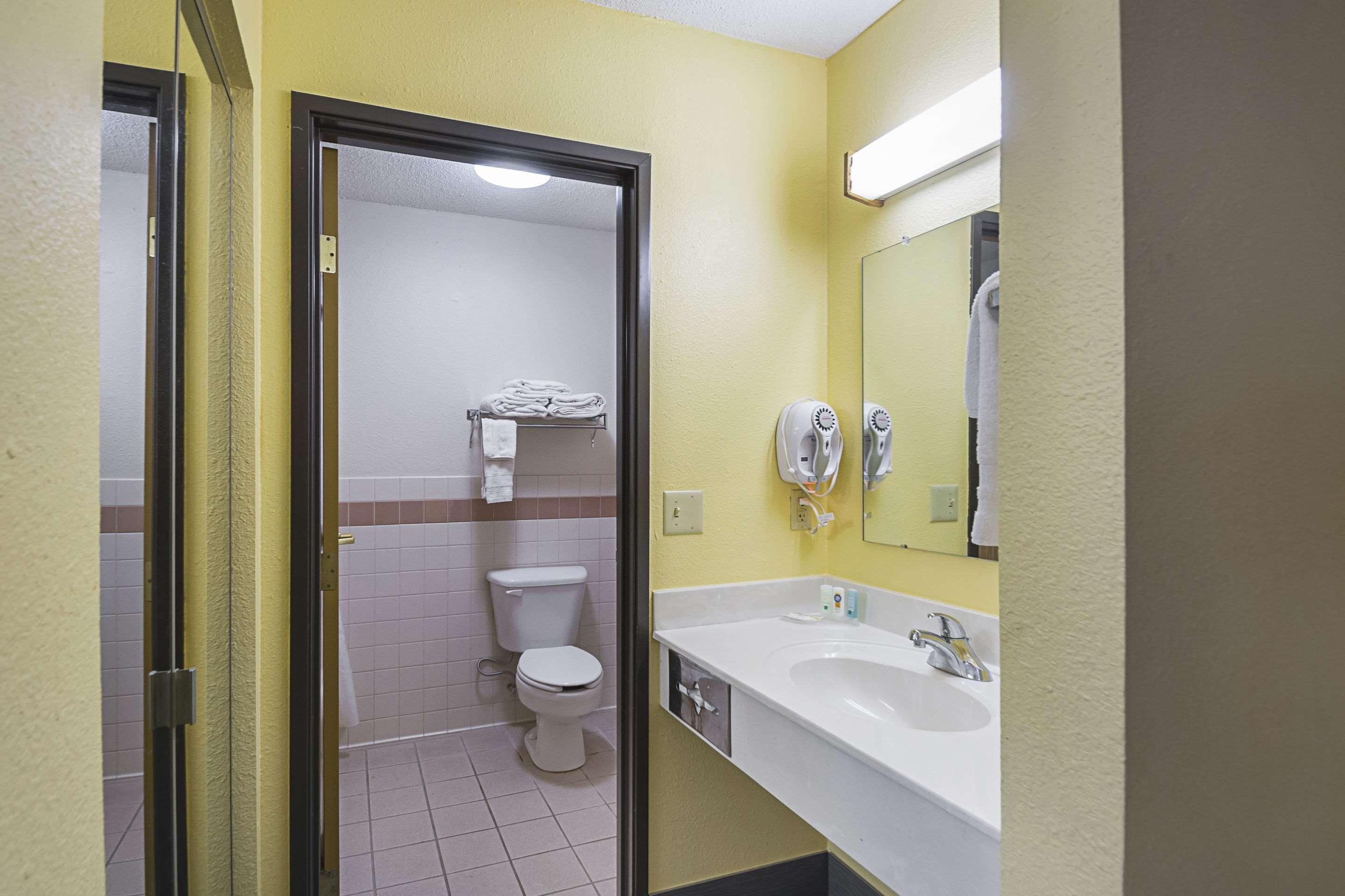Quality Inn & Suites Harrington - Milford Kültér fotó