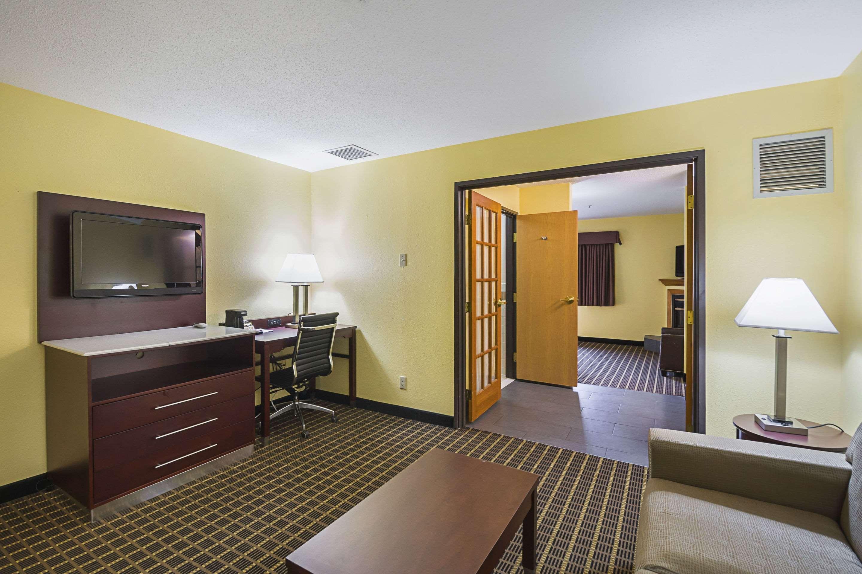 Quality Inn & Suites Harrington - Milford Kültér fotó