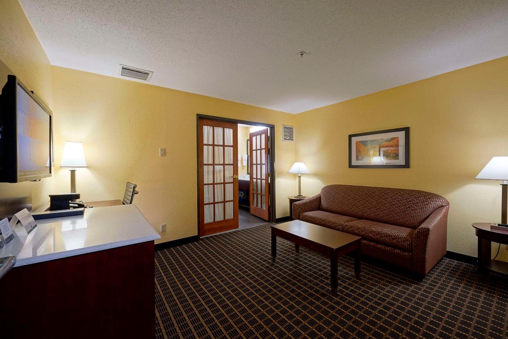 Quality Inn & Suites Harrington - Milford Kültér fotó