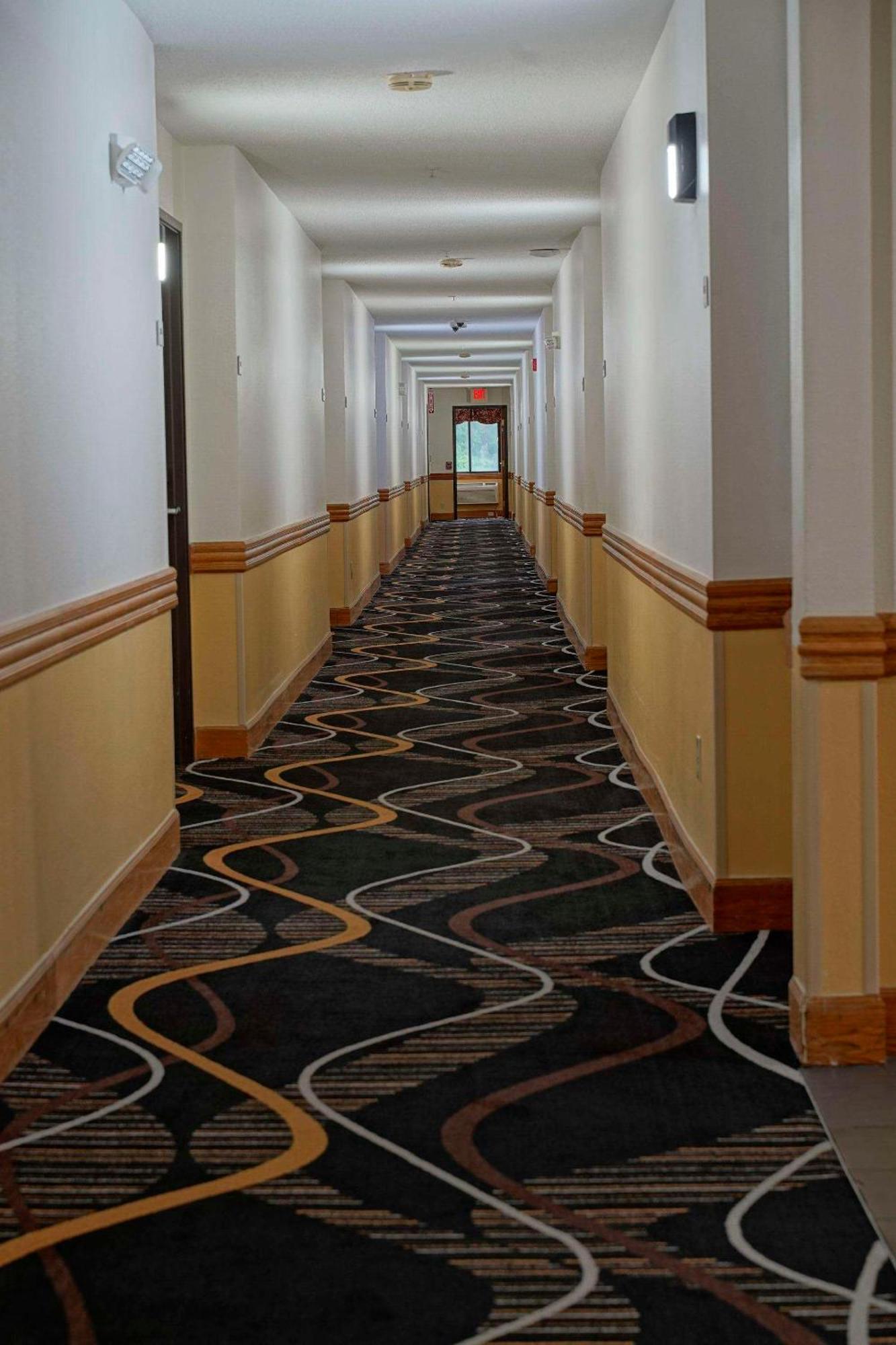 Quality Inn & Suites Harrington - Milford Kültér fotó