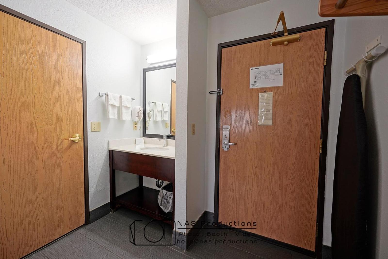 Quality Inn & Suites Harrington - Milford Kültér fotó